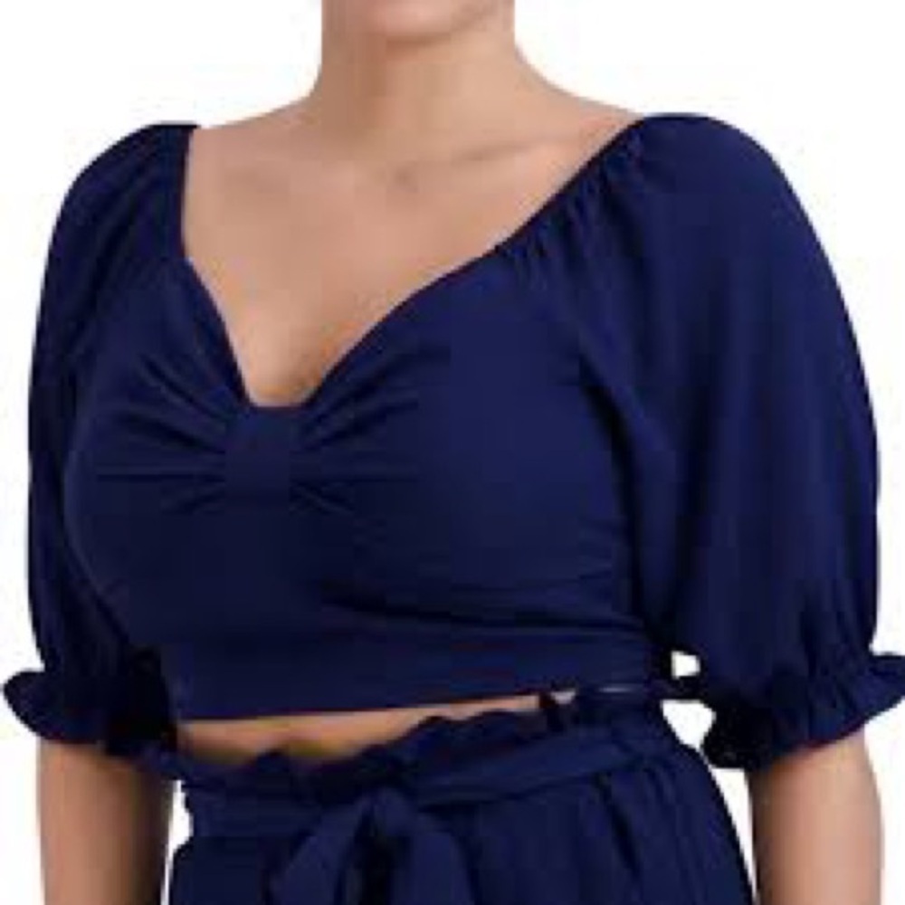 BCBG Paris Dark Blue Cropped Smocked Top Large NWT